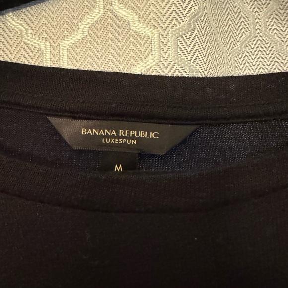 Banana Republic Elegant Black Long Sleeve Tee - Picture 4 of 4